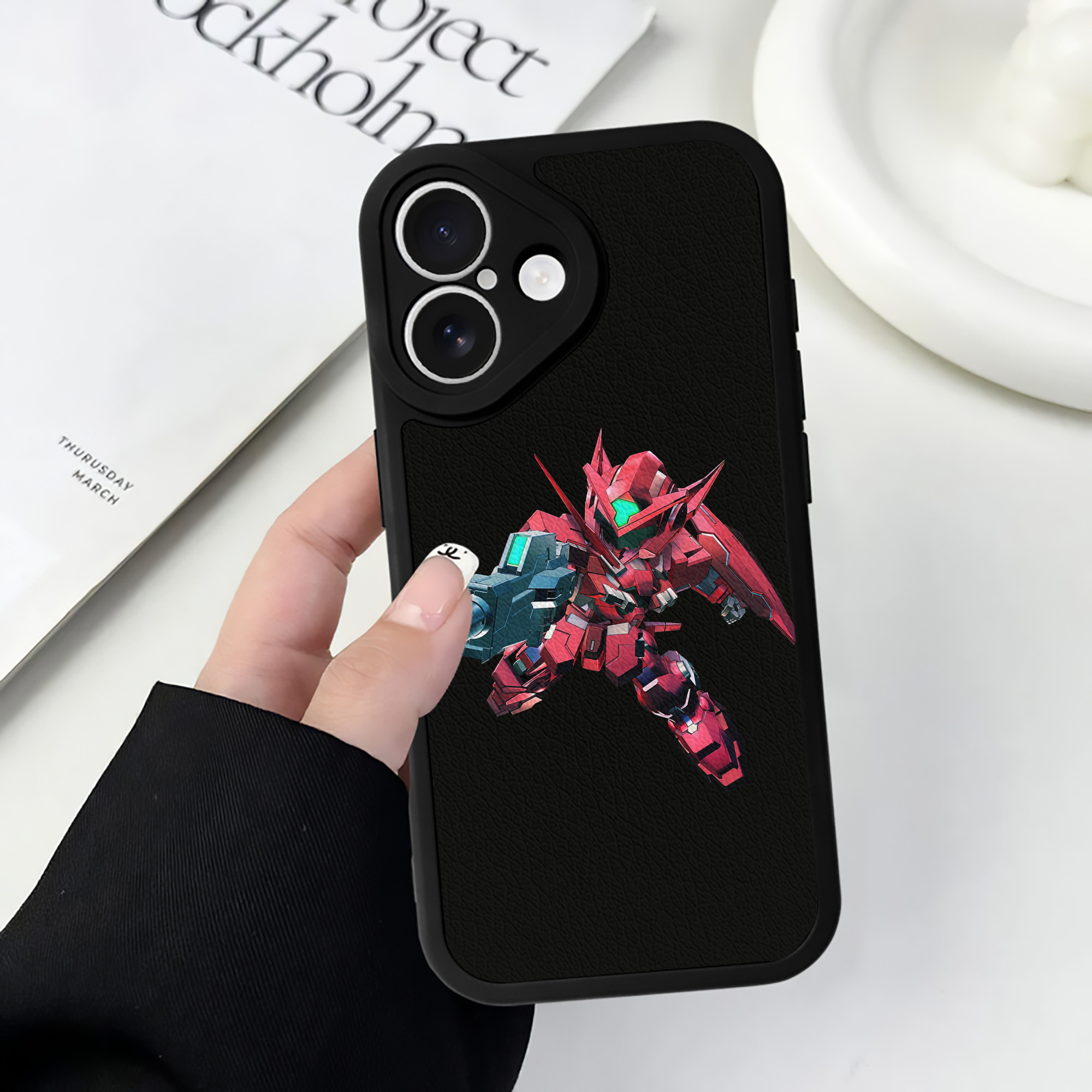 （画像用） 機動戦士ガンダム Mobile Suit Gundam 【iPhone 16シリーズ対応】シリコンスマホケース（レザー調） 材質：シリコン
